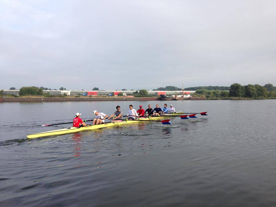 Guten Morgen aus Rendsburg! Perfekte Bedingungen auf der Obereider für die zweite Trainingseinheit des US-Teams.